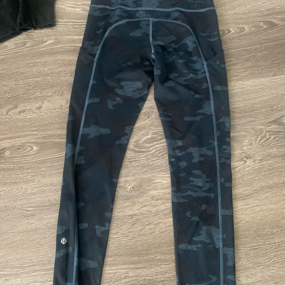 Lululemon leggings